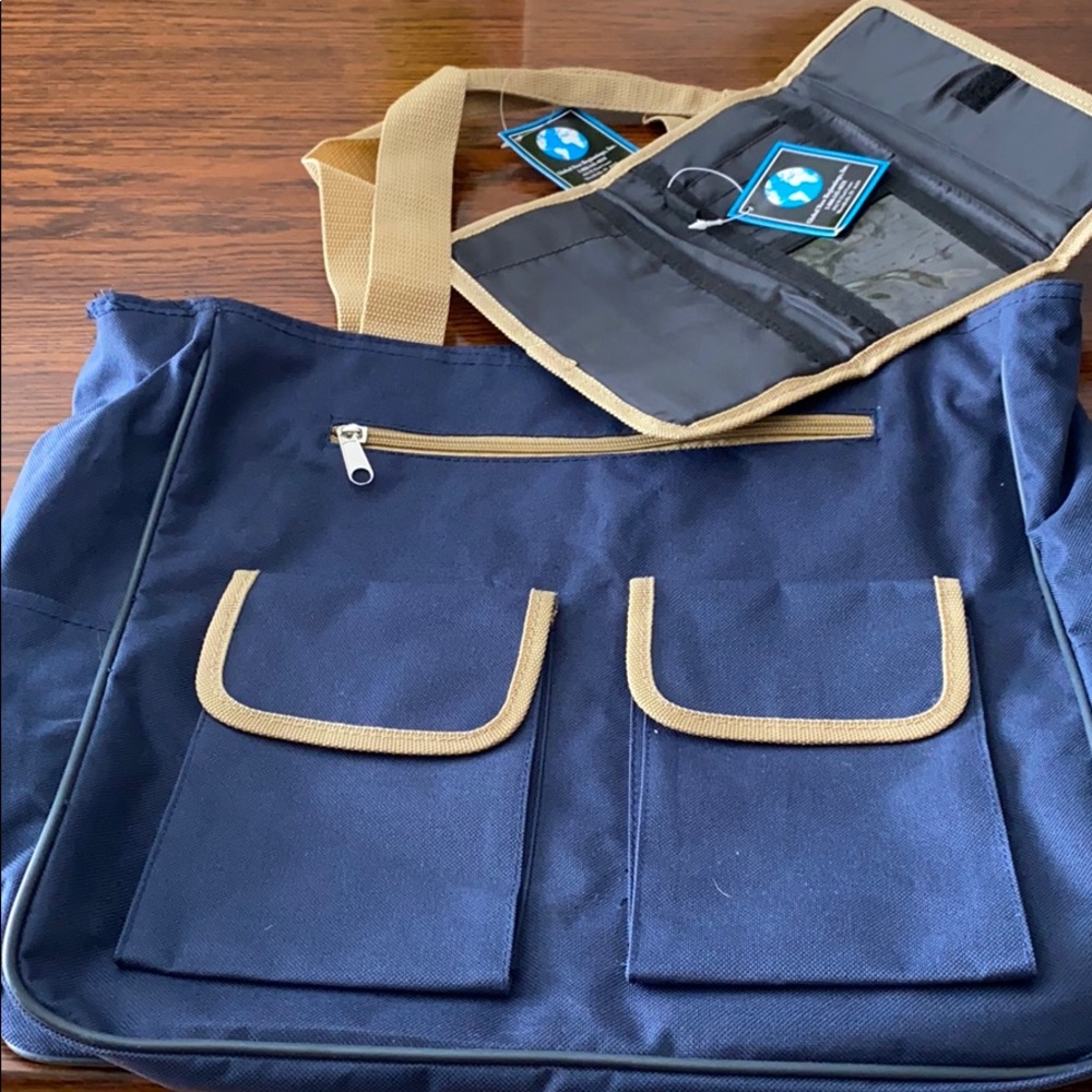 NWT travel 🧳 bag and matching wallet